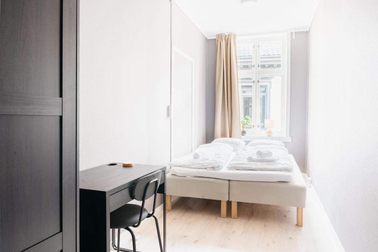 S54 - Private Rooms In The City Center Bergen Exterior photo